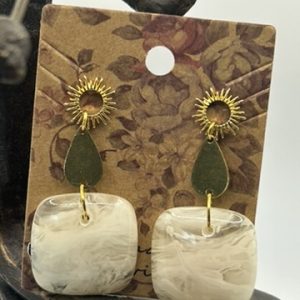 Vintage Acrylic drops