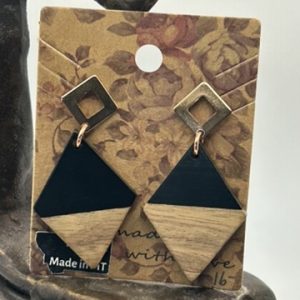 Black & Wood Post drops
