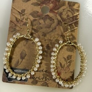 Pearl wrap gold