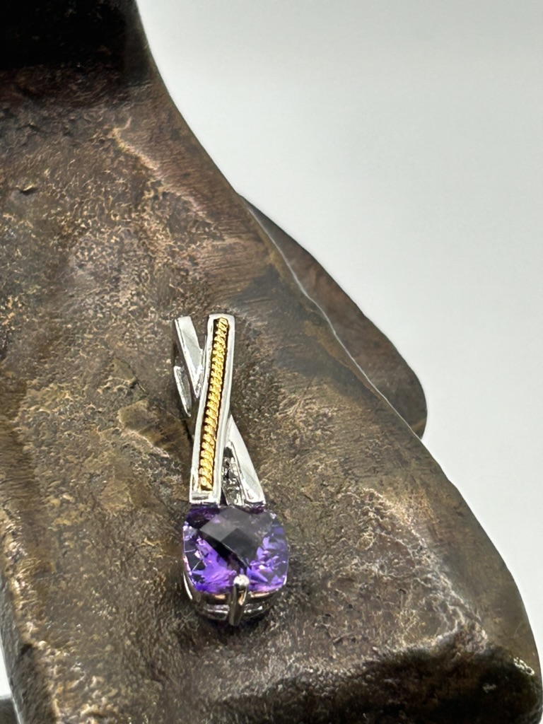 Sterling Silver Amethyst pendant