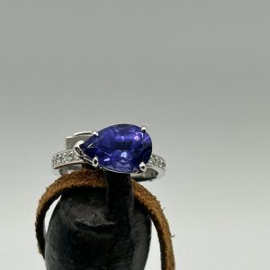 Amethyst & Diamond Ring