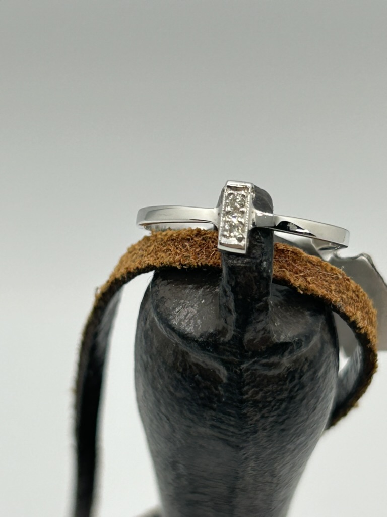 Tiny Diamond ring