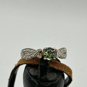 Green Sapphire & Diamond ring