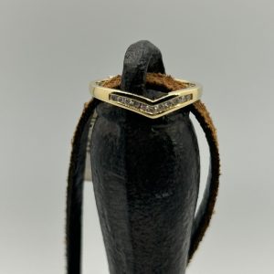 Diamond V Band