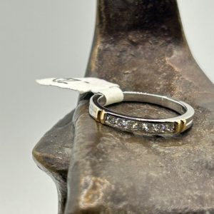 Two tone Diamond band