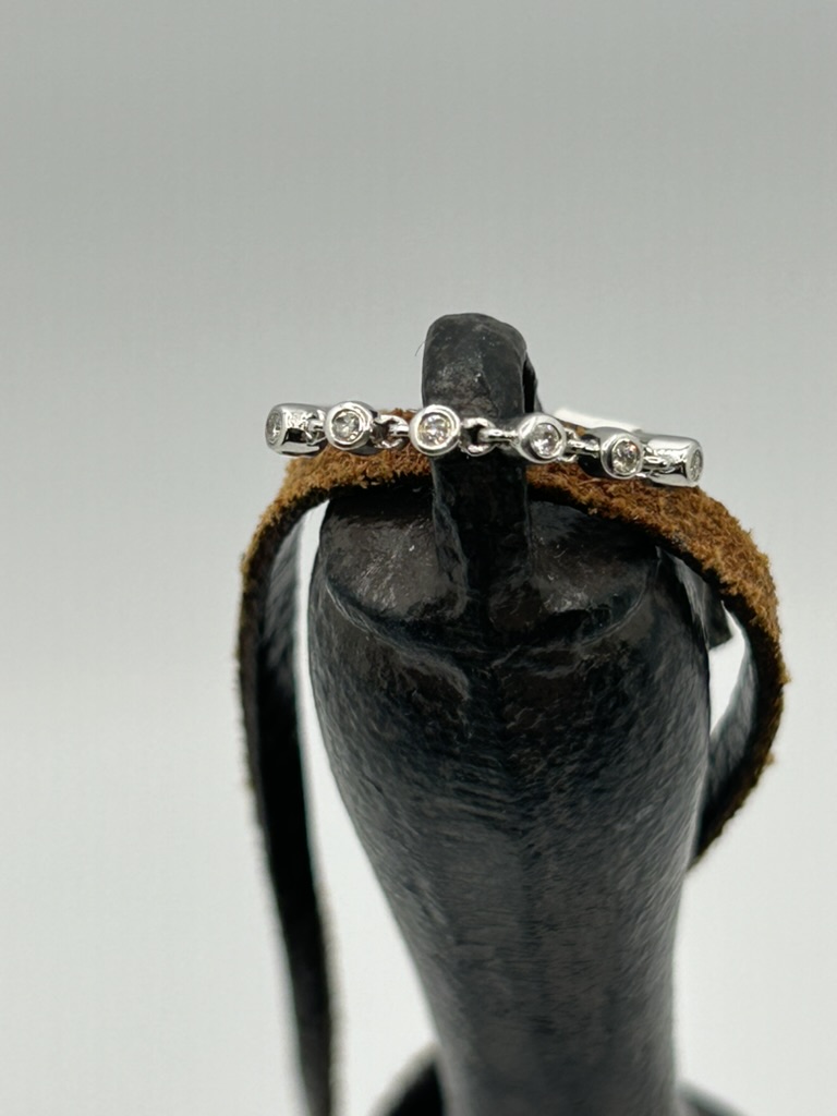 Flexible Diamond band