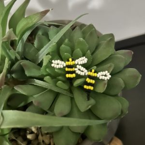 Single Bee posts