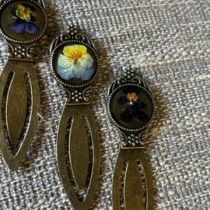 Montana Blooms Bookmark